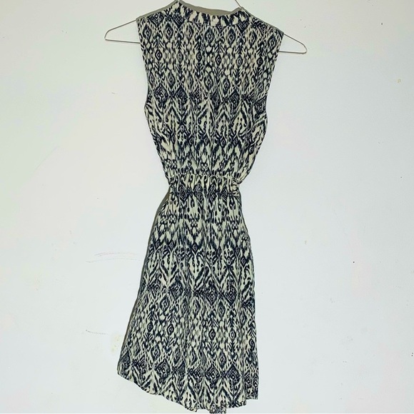 Navy and White Patterned Mini Dress - Picture 5 of 5